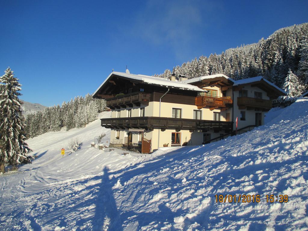 Haus Bergfried Hotel Westendorf Eksteriør billede